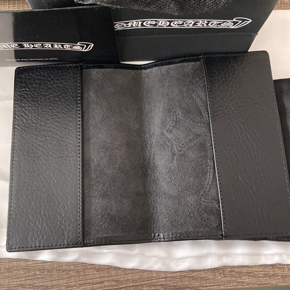 Chrome Hearts Black Leather Passport Protection - Picture 6 of 6
